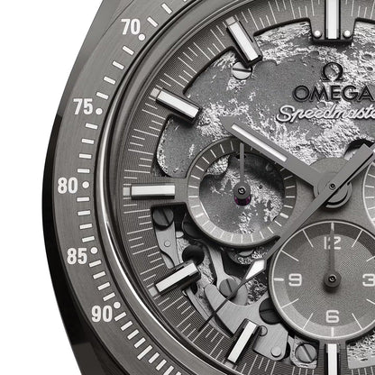 OMEGA Speedmaster Grey Side of the Moon Grey Ceramic 44.25mm - Grey on Fabric Strap