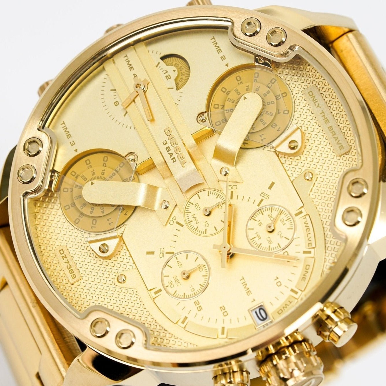 Diesel DZ7399 Mr. Daddy 2.0 Chronograph Men's Watch – Gold Dial & Gold Stainless Steel Strap