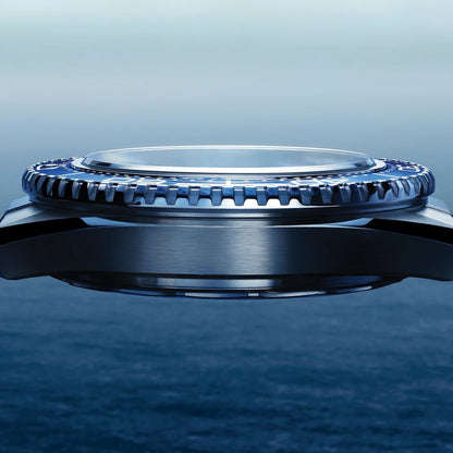 OMEGA Seamaster Planet Ocean 600M 42mm - Black and Blue on Bracelet